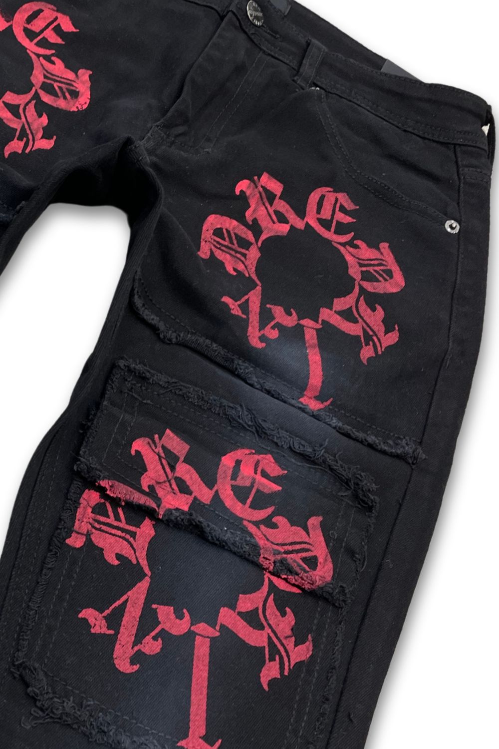 Kindred Old English Stacked Jeans Black-Red