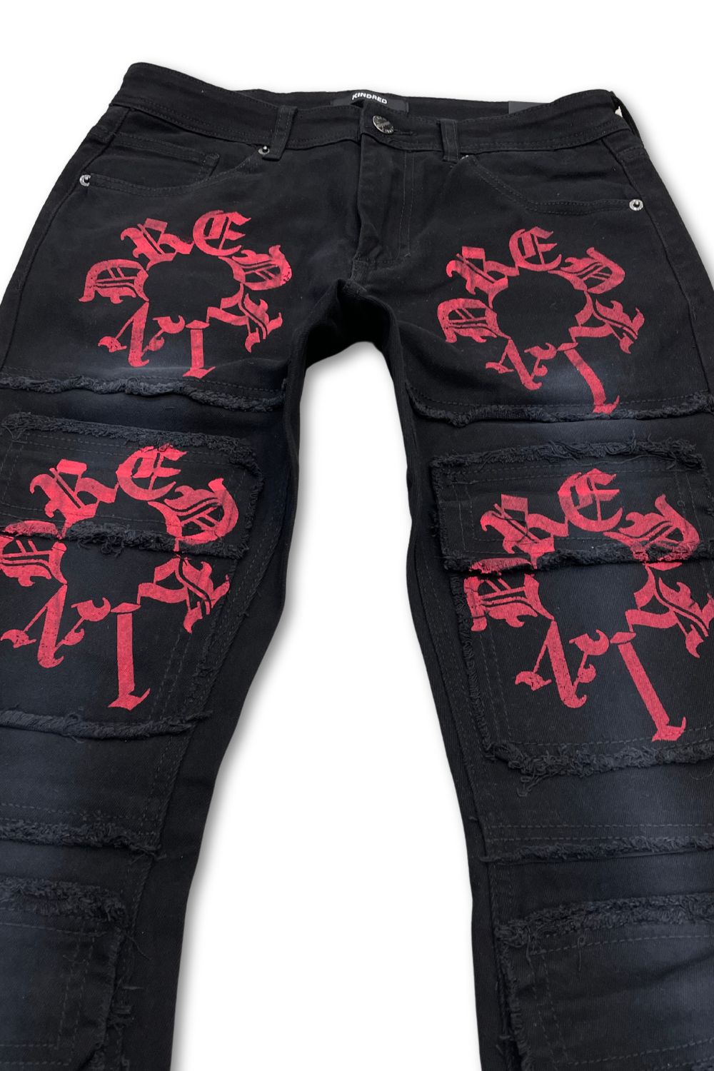 Kindred Old English Stacked Jeans Black-Red