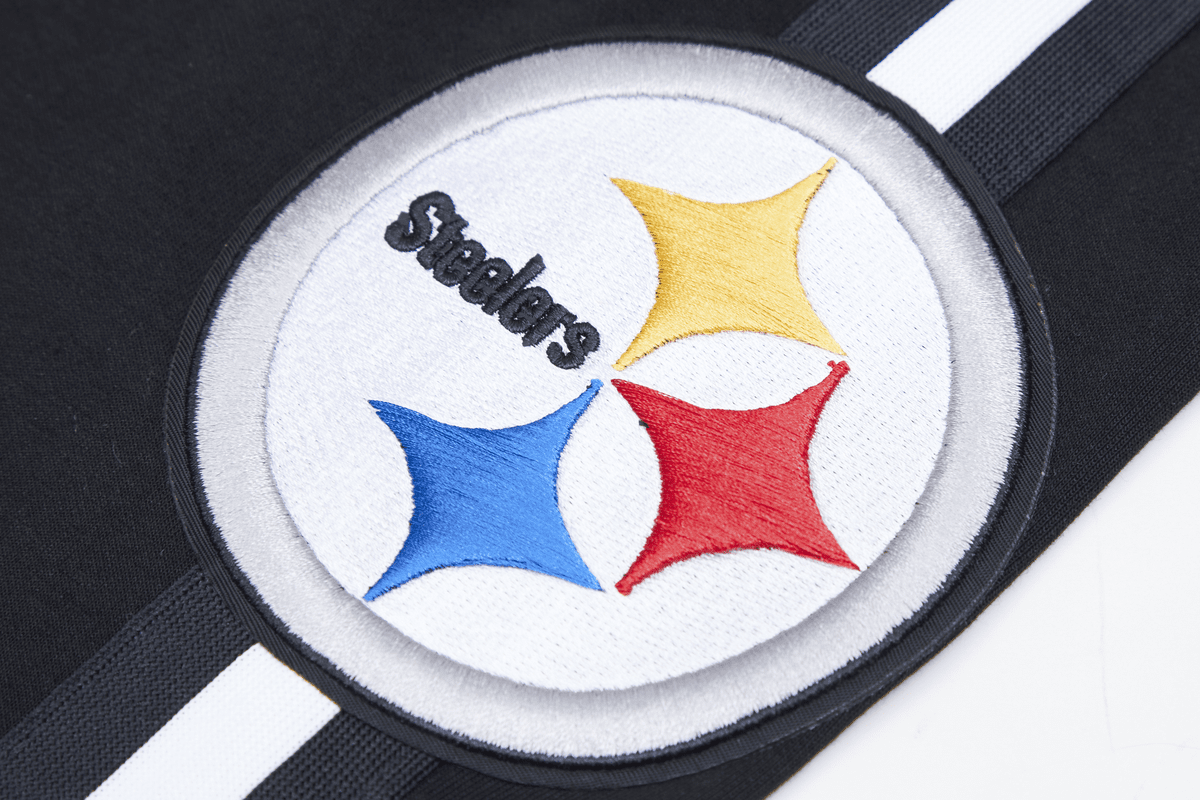Pro Standard Pittsburgh Steelers Classic Chenille DK Short