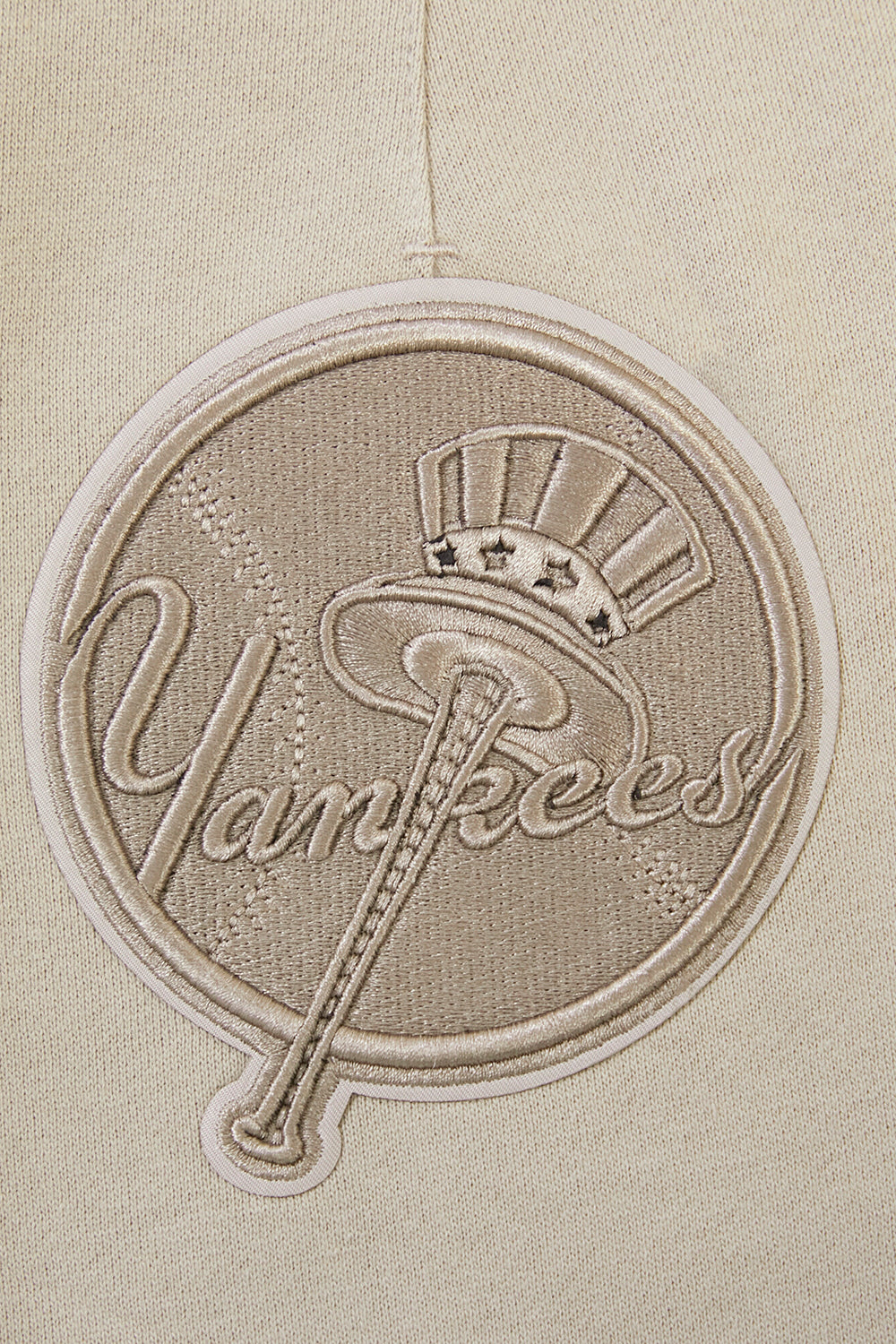 Pro Standard New York Yankees Neutral FLC Shorts