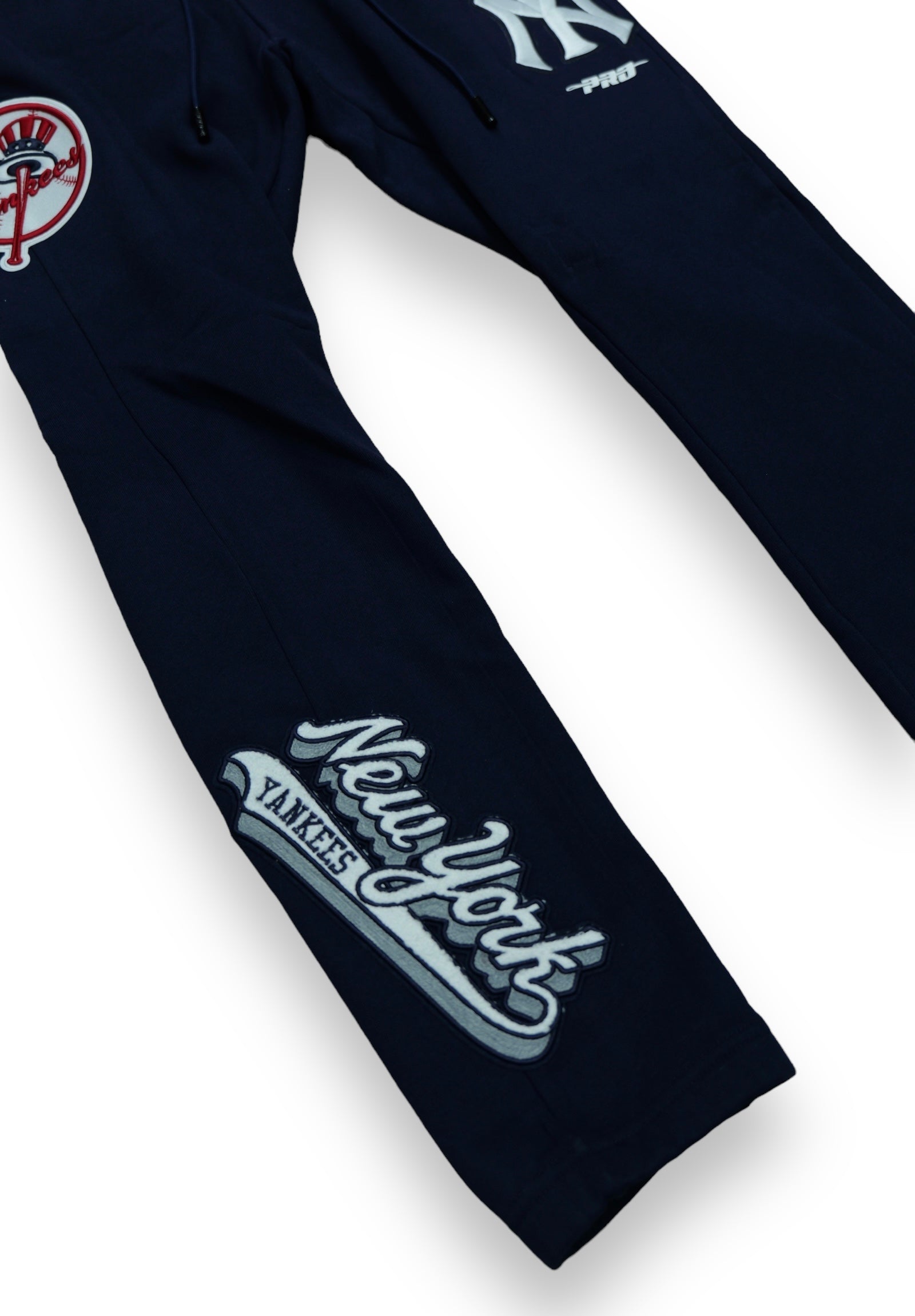 Pro Standard New York Yankees Sweatsuit