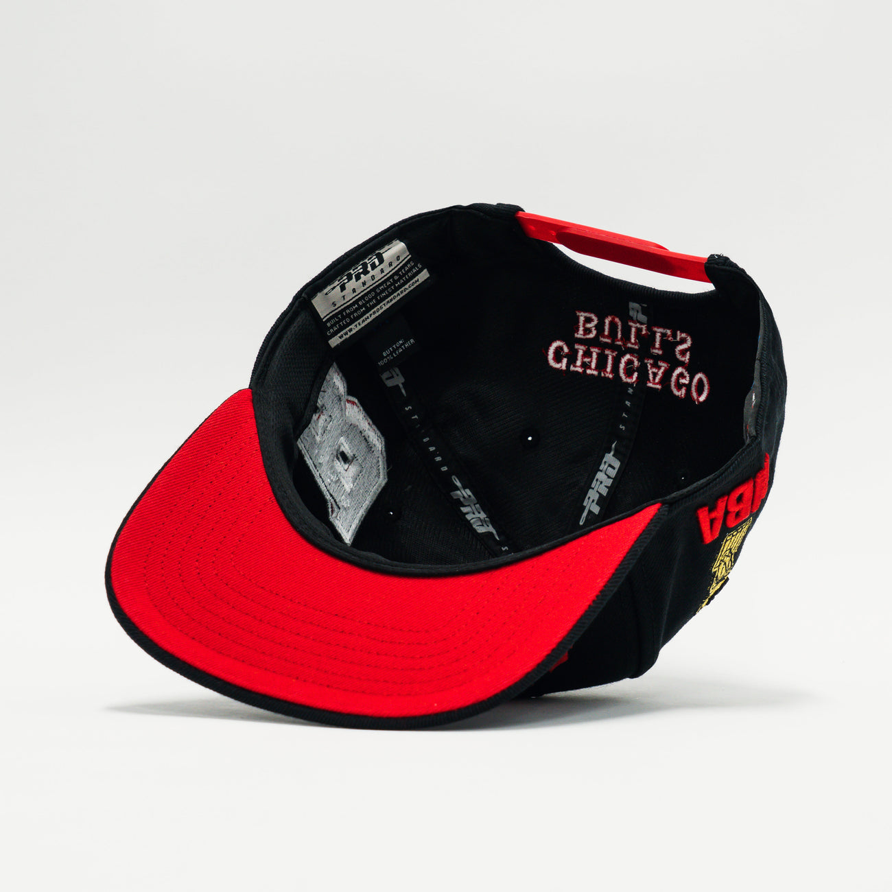 Pro Standard Chicago Bulls Old English Snapback Hat