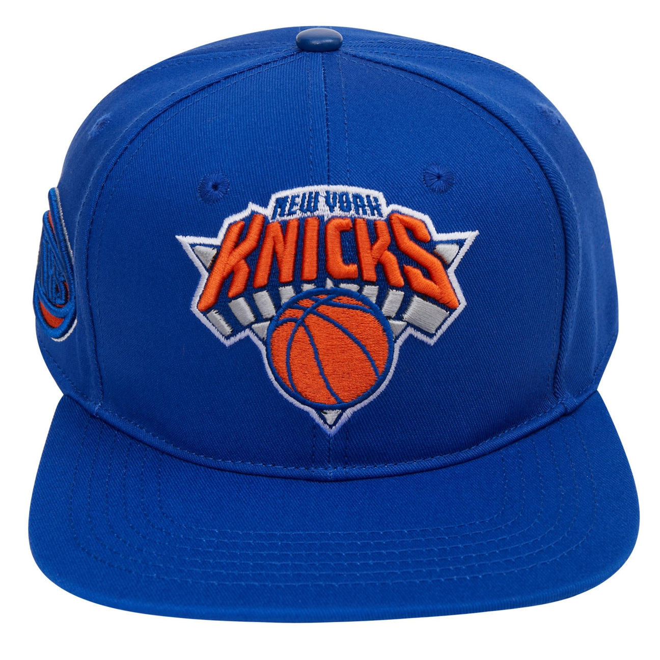 Pro Standard New York Knicks Classic Log Snapback Hat