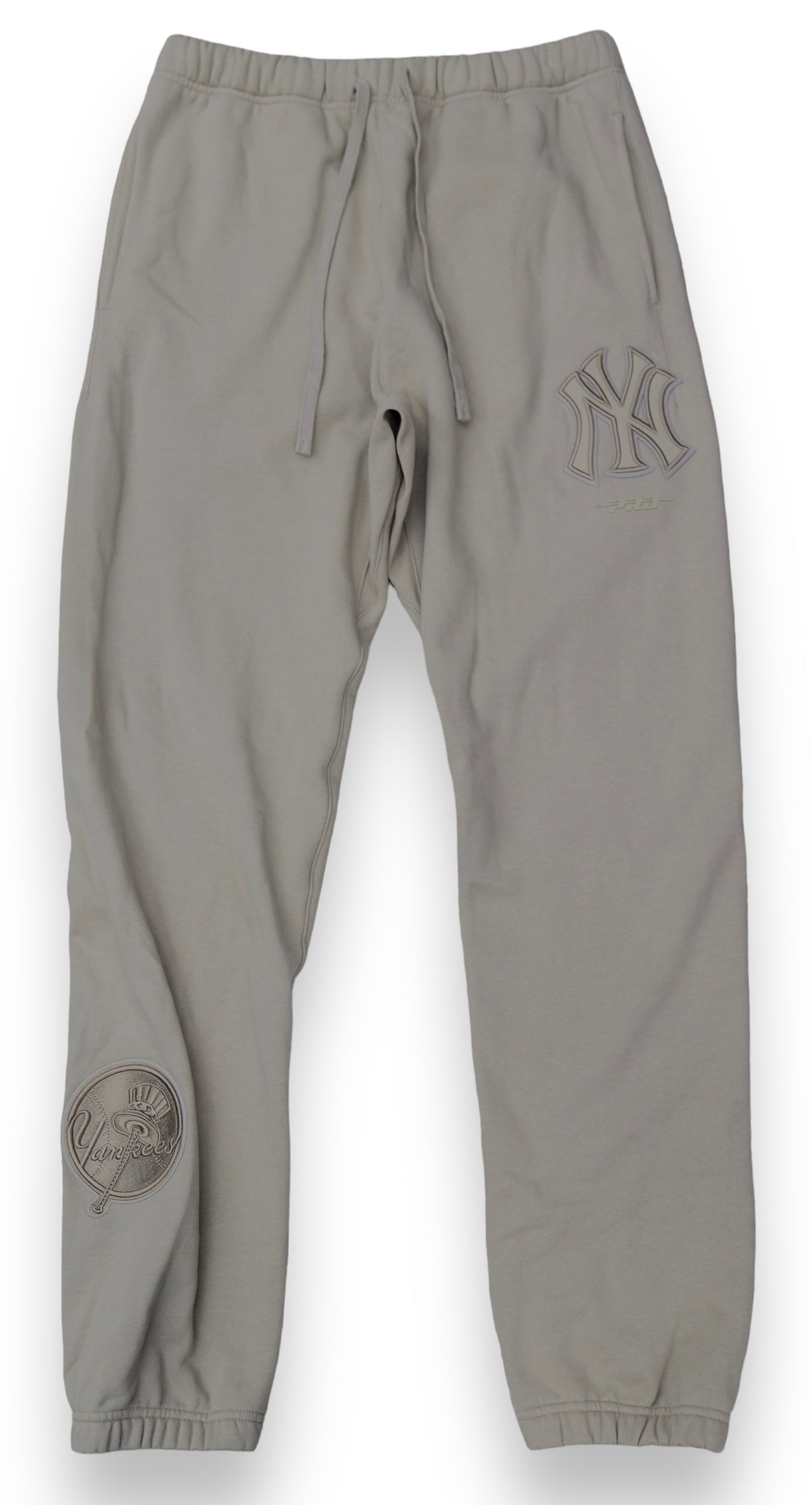 Pro Standard New York Yankees Sweatsuit (Taupe)