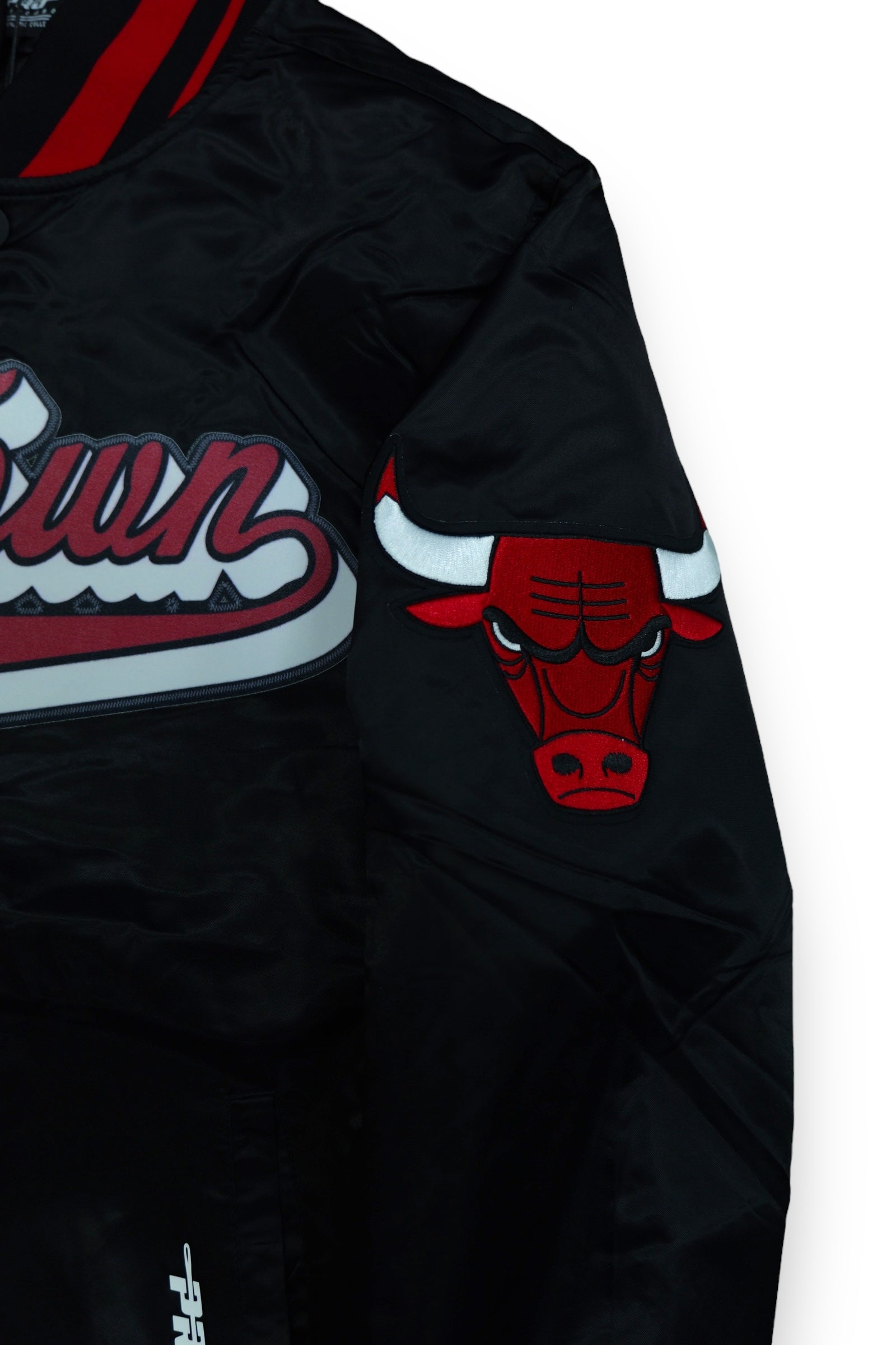 Pro Standard Chicago Bulls Chi-Town Satin Jacket