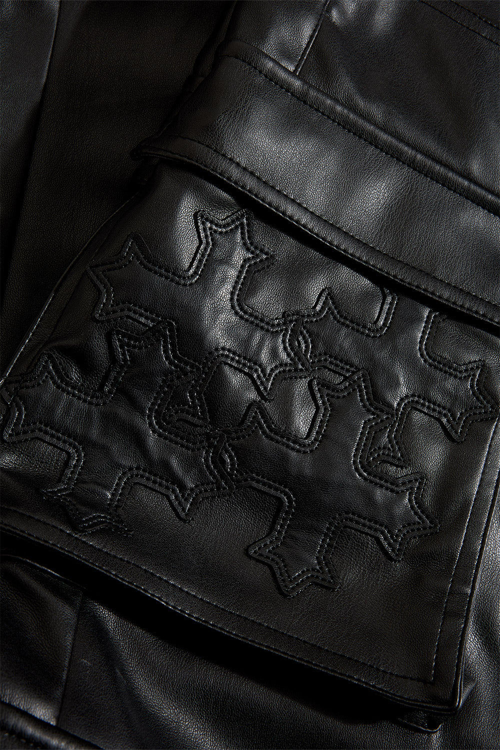 See You In Paradise – Skinny Stacked Eden Cargo Pants – Black
