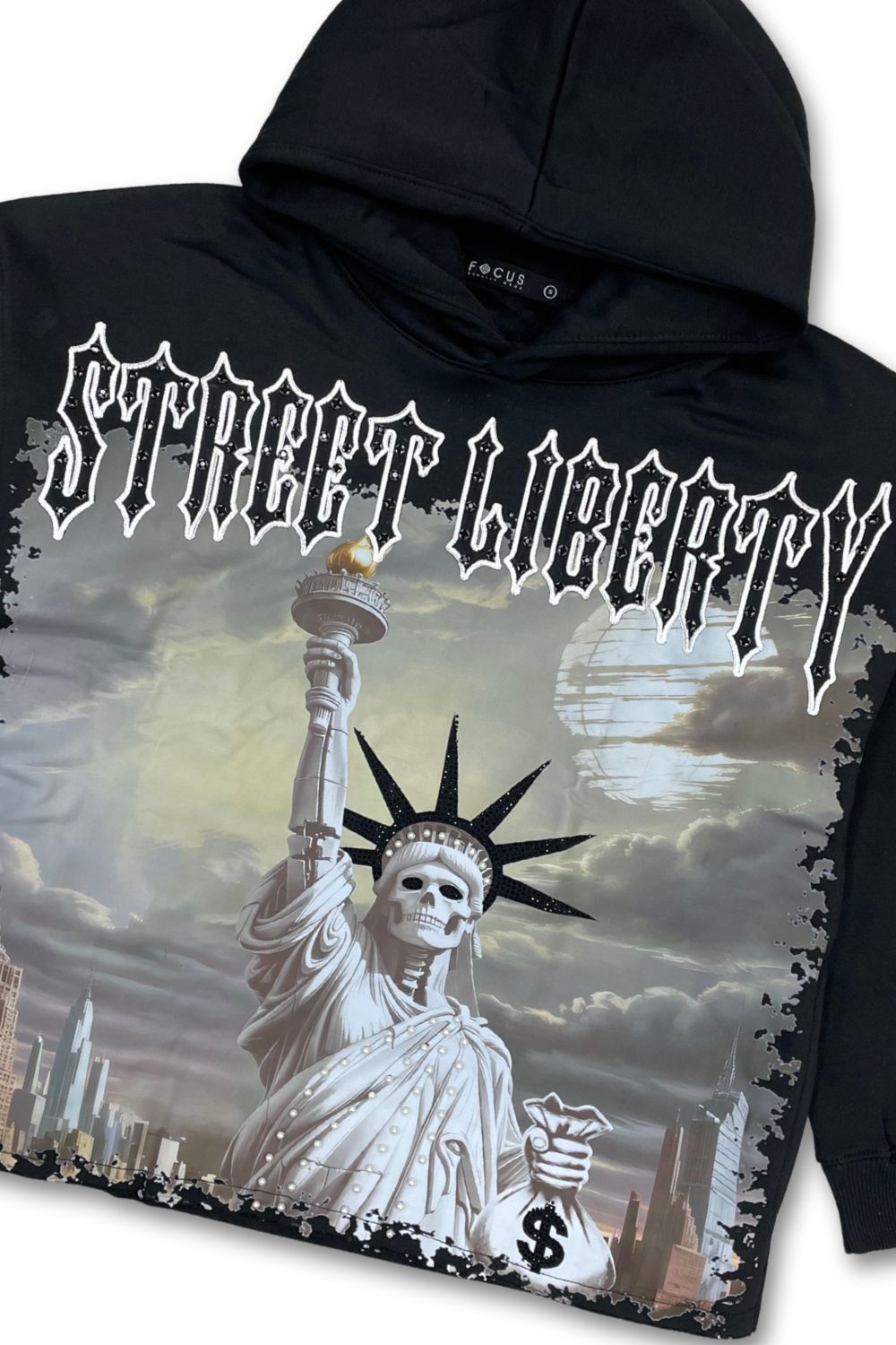 Focus Street Liberty Cropped Hoodie - Black