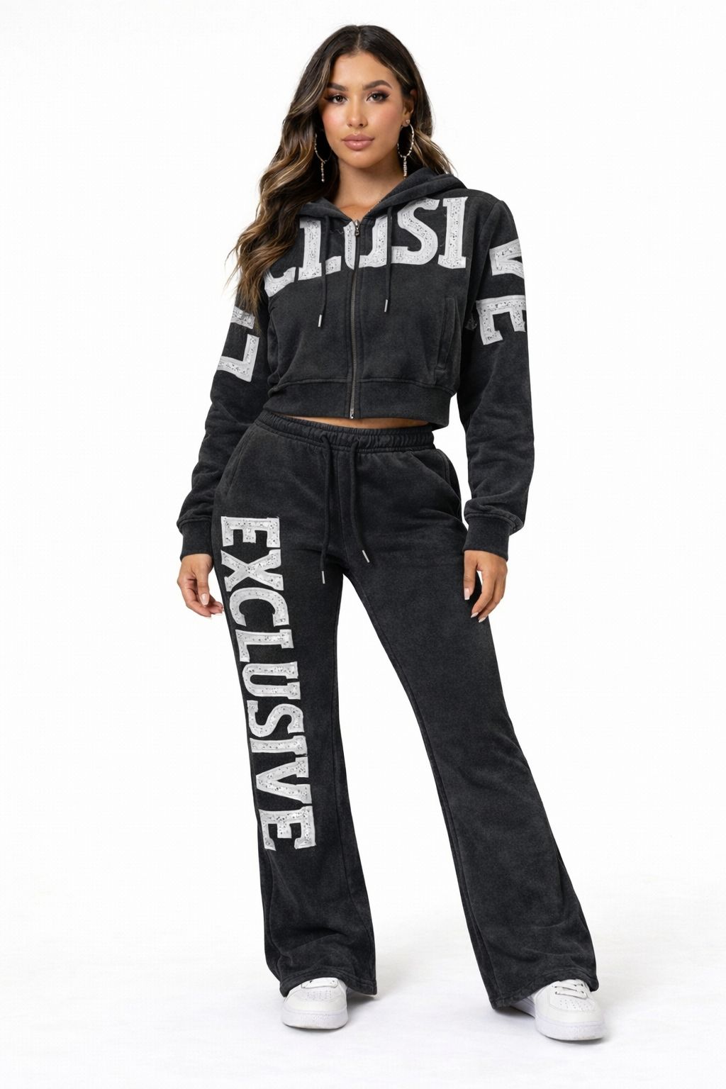 Women’s Red Fox Exclusive Rhinestone Stacked Sweatsuit - Black 
