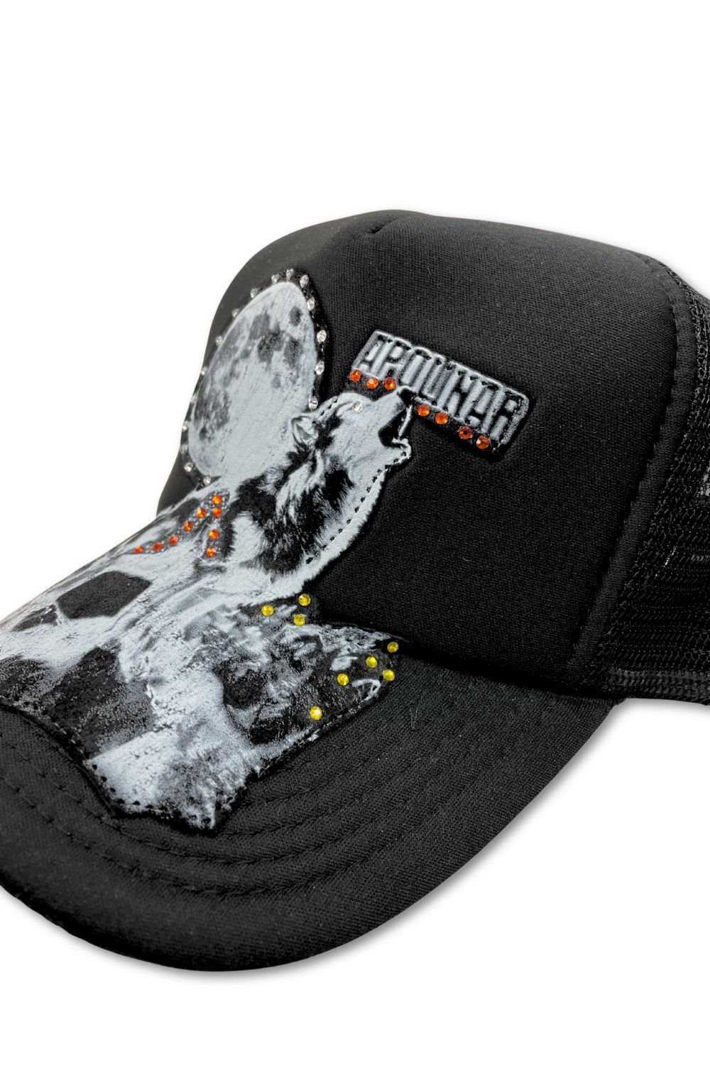Apolinar Wolf Trucker Hat
