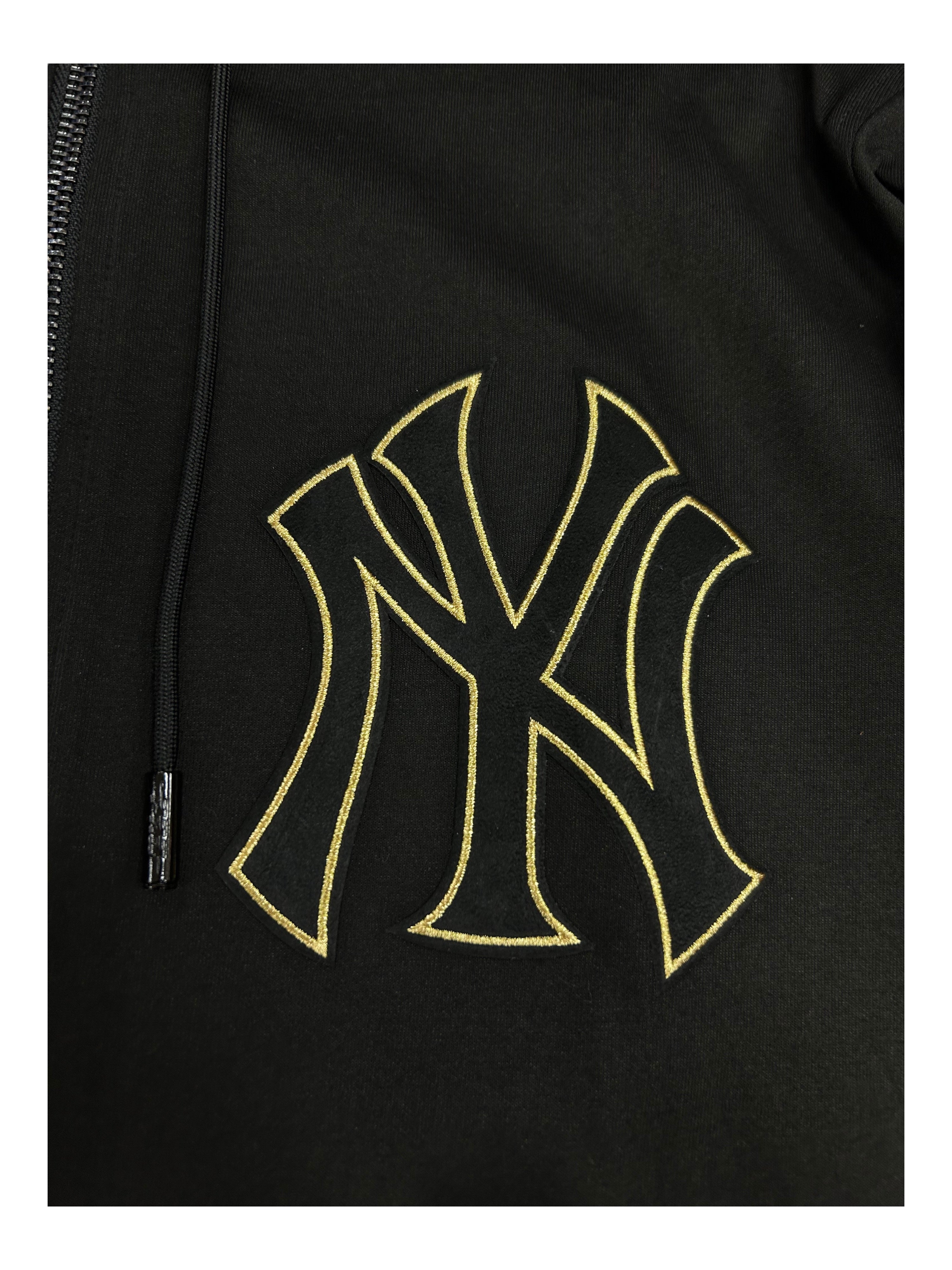 Pro Standard New York Yankees Sweatsuit (Black/Gold)