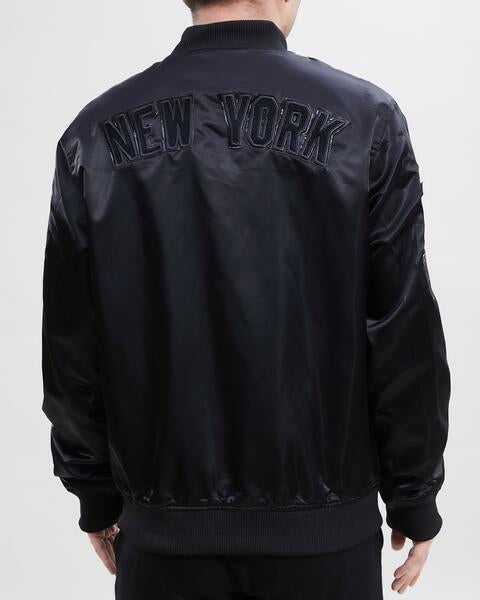 NEW YORK YANKEES TRIPLE BLACK LOGO SATIN JACKET (BLACK) – Pro Standard