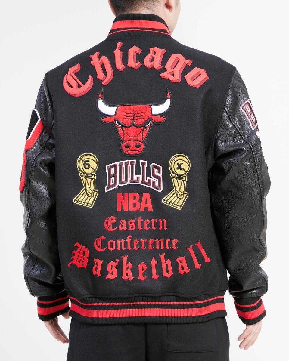 Pro Standard Chicago Bulls Men's Old English Wool Varsity Jacket