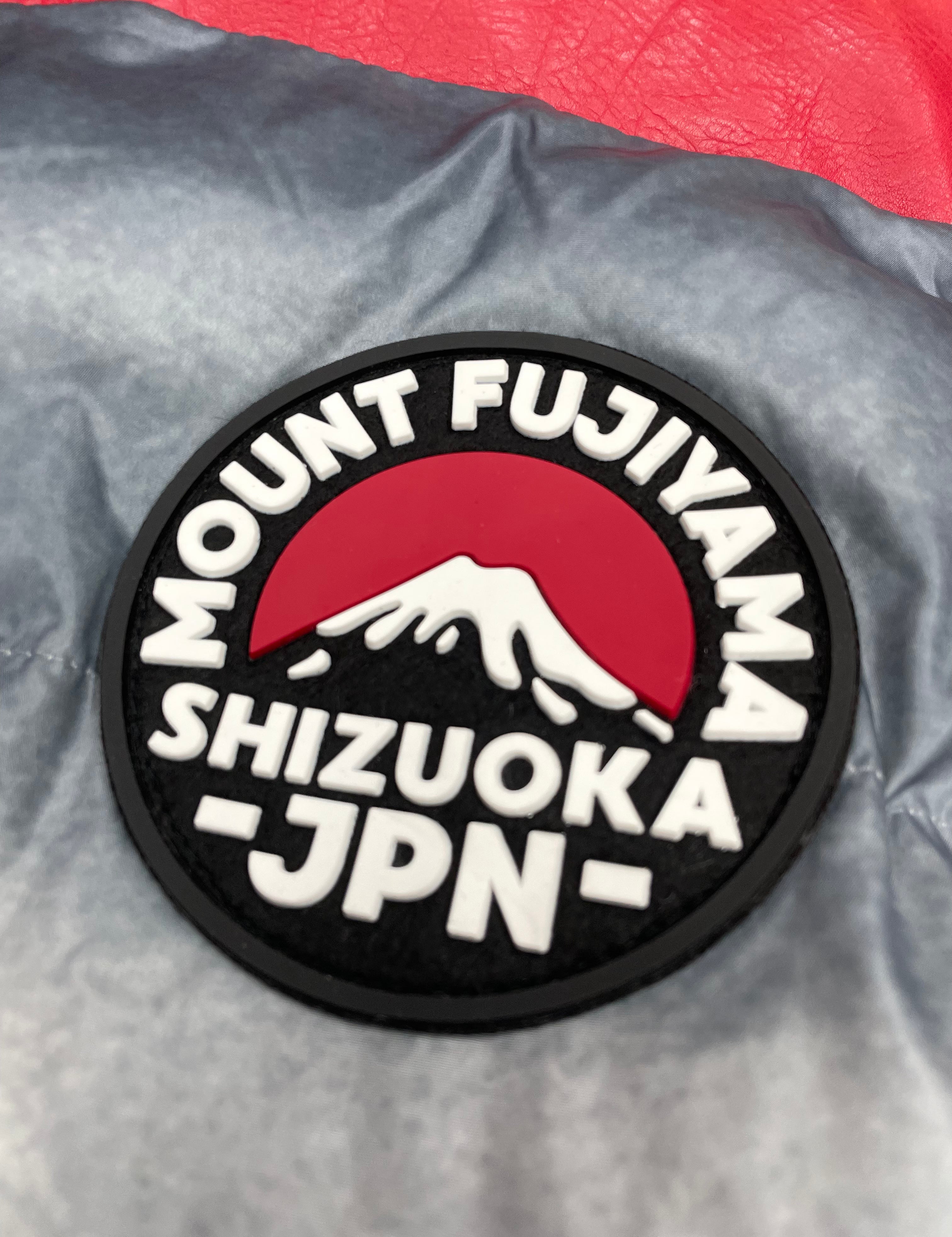 Iro-Ochi Mount Fujiyama Puffer Coat